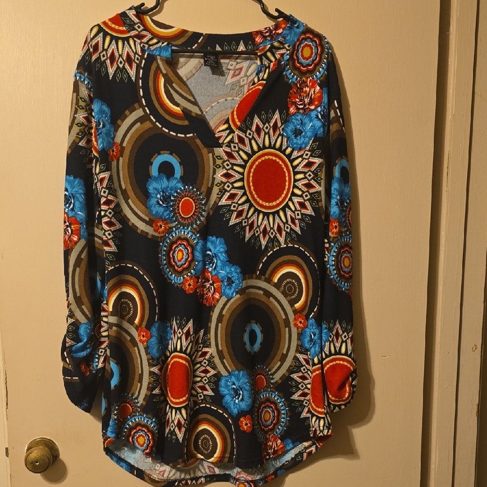 WinWin Vibrant Sunburst and Floral Blouse
